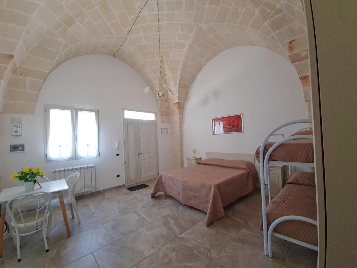 Casa Vacanza Fontana มันดูเรีย ภายนอก รูปภาพ